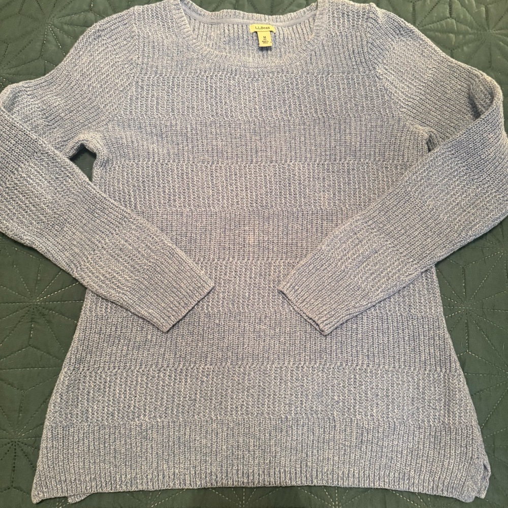 L.L. Bean Light Blue Women's Medium M Crewneck Sweater